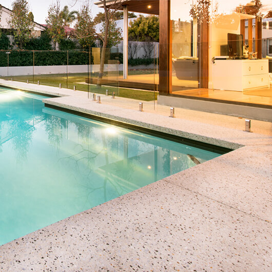 Seamless Pool Edging