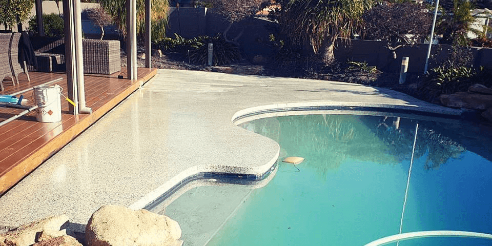 seamless pool edged