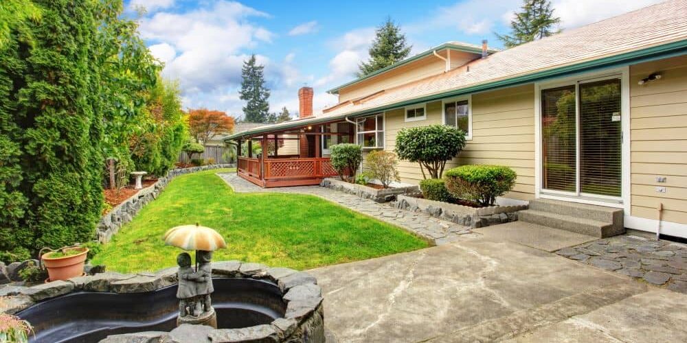 Home backyard with fountain.